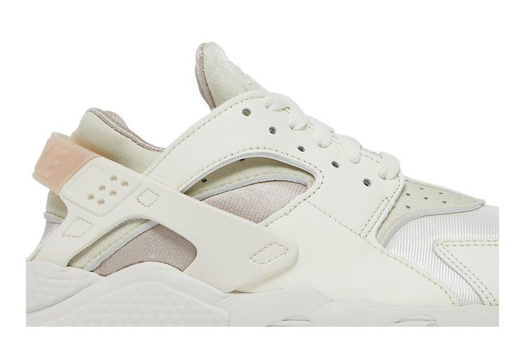 wmns-air-huarache-sail-fossil-stone-dh4439-104_01