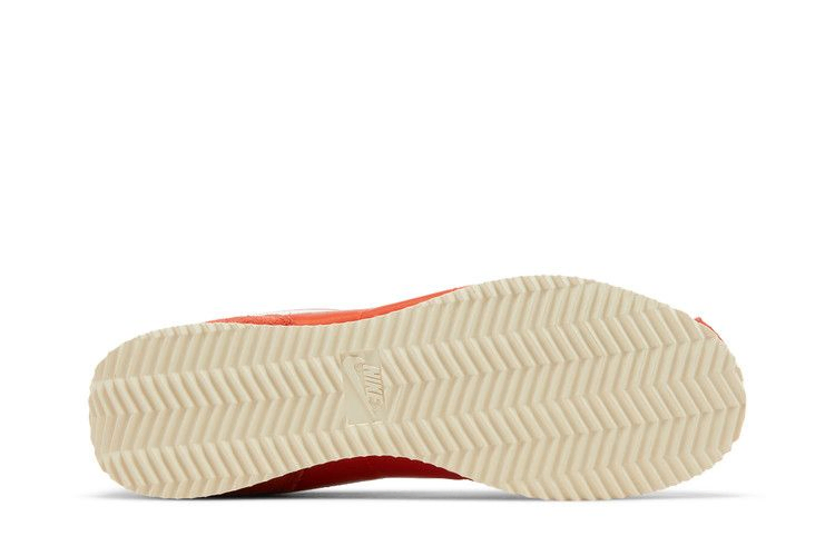 wmns-cortez-picante-red-dz2795-601_03