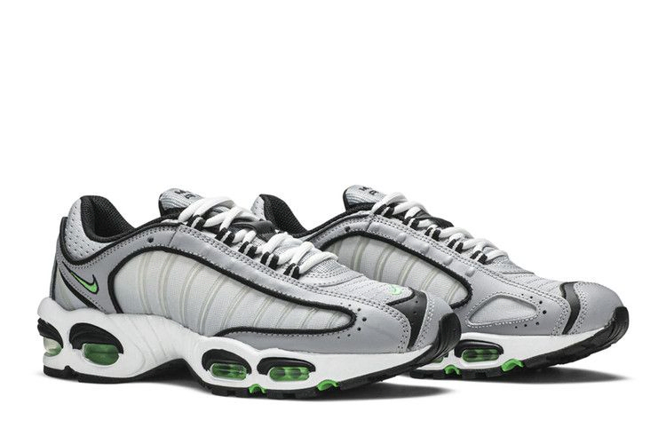 air-max-tailwind-4-wolf-grey-cd0456-001_07