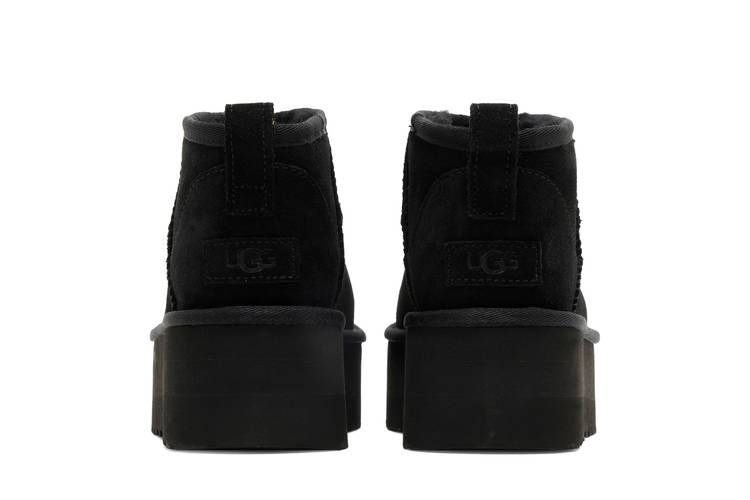 wmns-classic-ultra-mini-platform-boot-black-1135092-blk_05