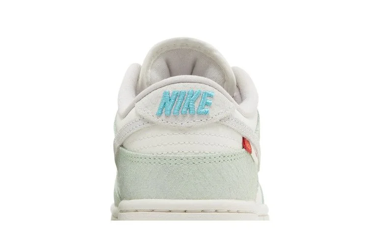 Кроссовки Nike Wmns Dunk Low LX 'Year of the Dragon'