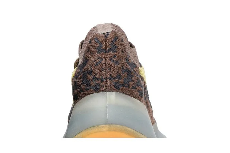 Krossovki-adidas-Yeezy-Boost-380-Lmnte-6