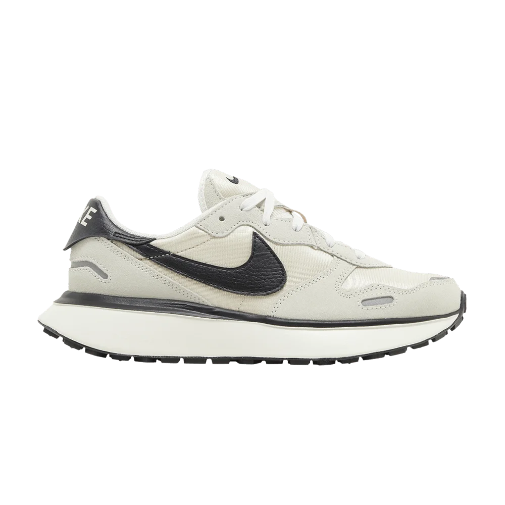 Krossovki-Nike-Wmns-Phoenix-Waffle-Summit-White-Black
