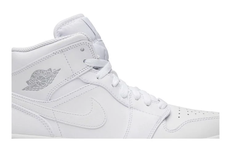 Krossovki-Air-Jordan-1-Retro-Mid-White-Pure-Platinum-1