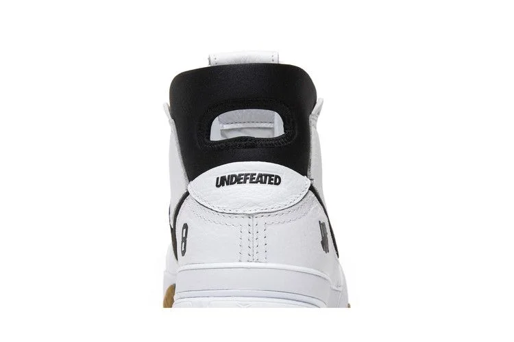 Кроссовки Undefeated x Nike Zoom Kobe 1 Protro 'White Gum'