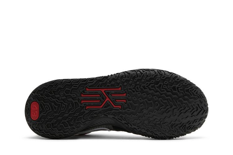 Кроссовки Nike Kyrie Low 4 'Bred'