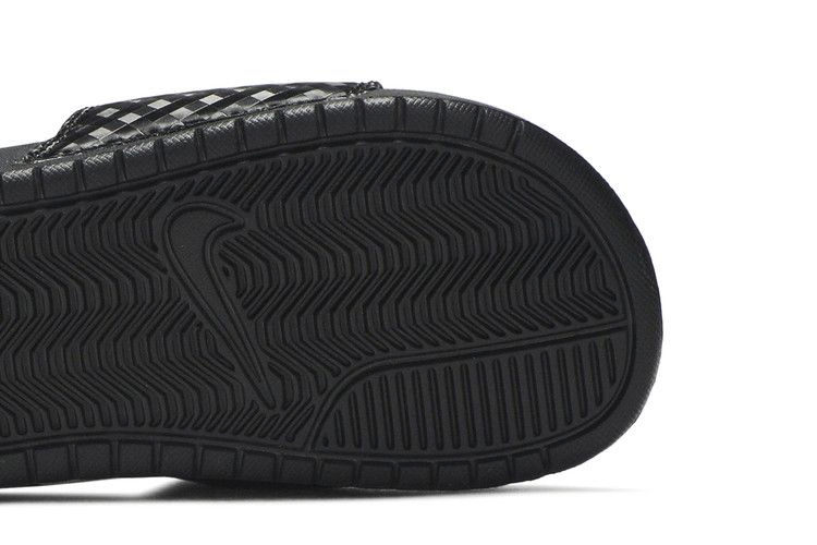 wmns-benassi-jdi-black-343881-011_04