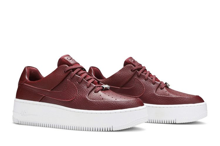 wmns-air-force-1-sage-low-team-red-ar5339-602_07