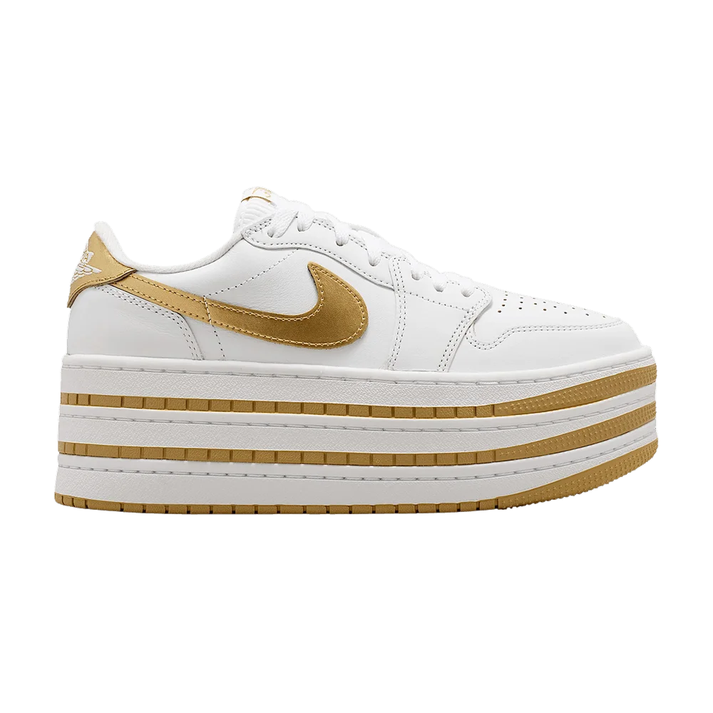 Krossovki-Air-Jordan-Wmns-1-Triple-Stack-SE-White-Metallic-Gold