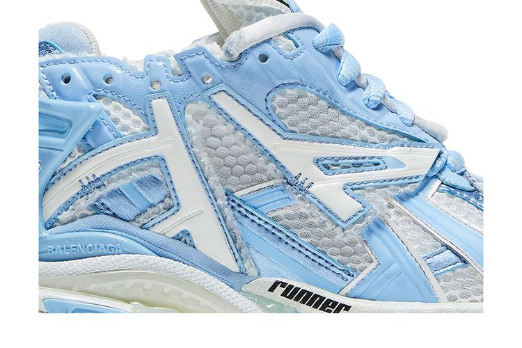Кроссовки Balenciaga Wmns Runner Sneaker 'Light Blue'