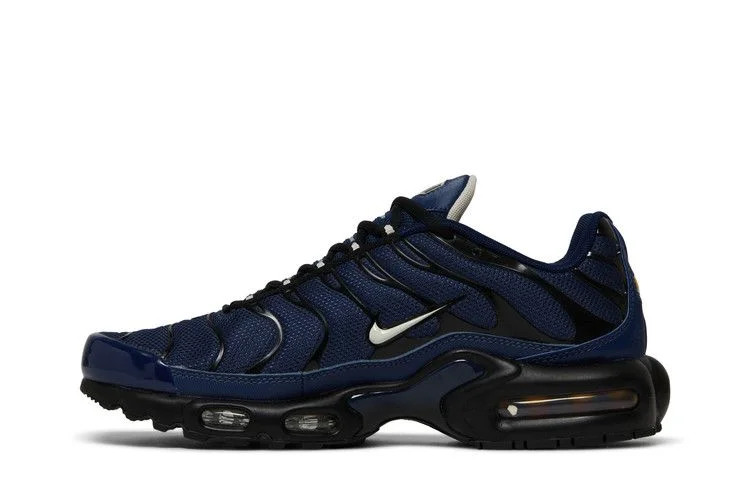 Krossovki-Nike-Air-Max-Plus-Midnight-Navy-2