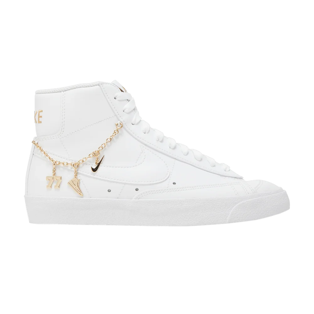 Krossovki-Nike-Wmns-Blazer-Mid-77-LX-Lucky-Charms-White