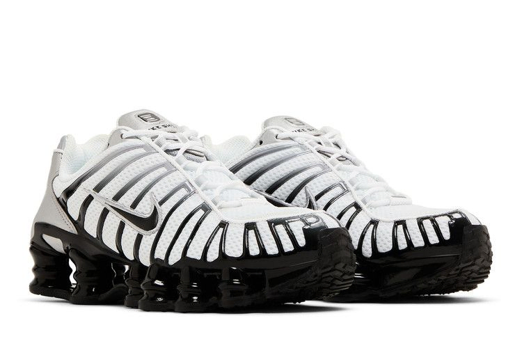 wmns-shox-tl-metallic-silver-black-hq4049-001_07