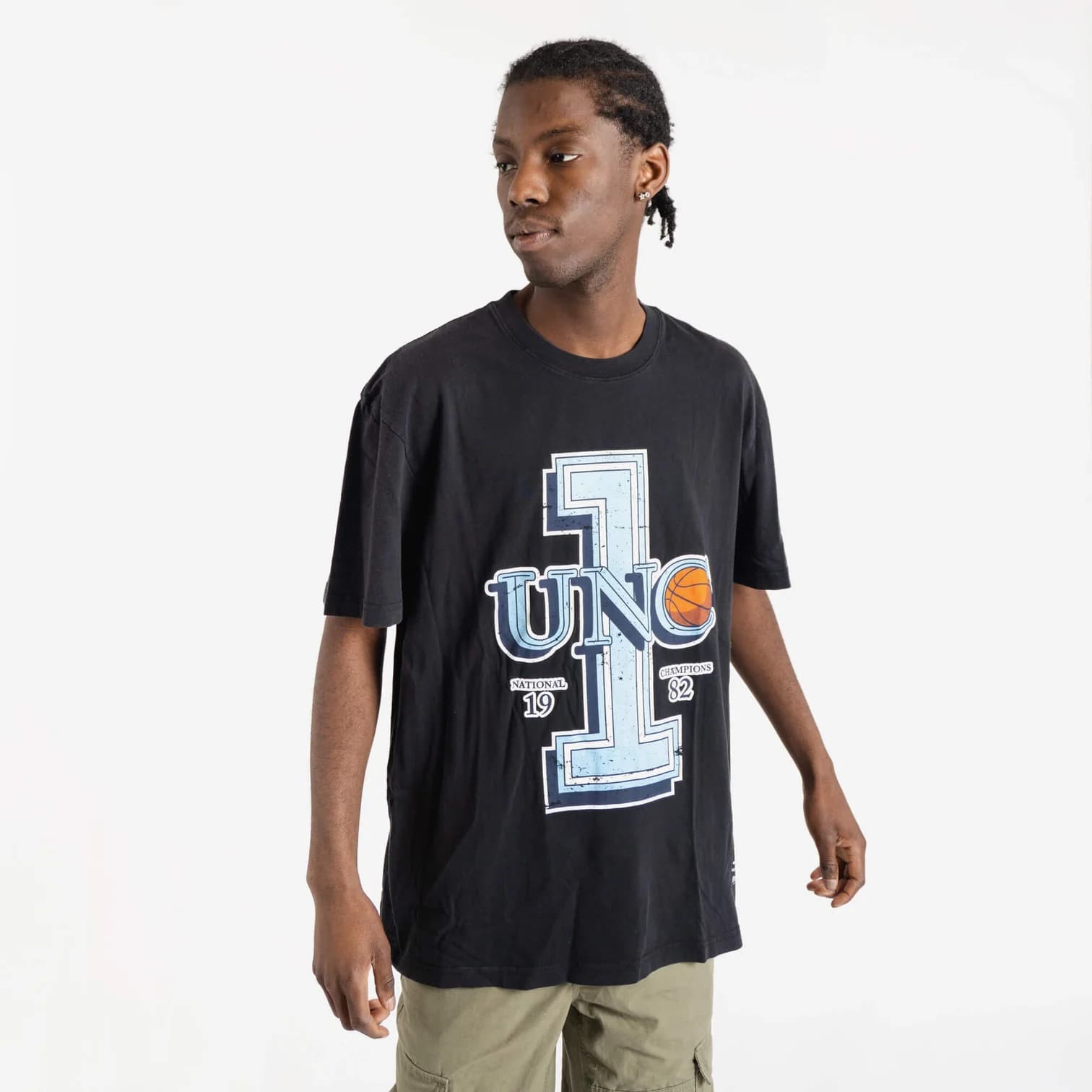 Футболка Mitchell & Ness University Of North Carolina Tar Heels Vintage One Team NCAA T-Shirt