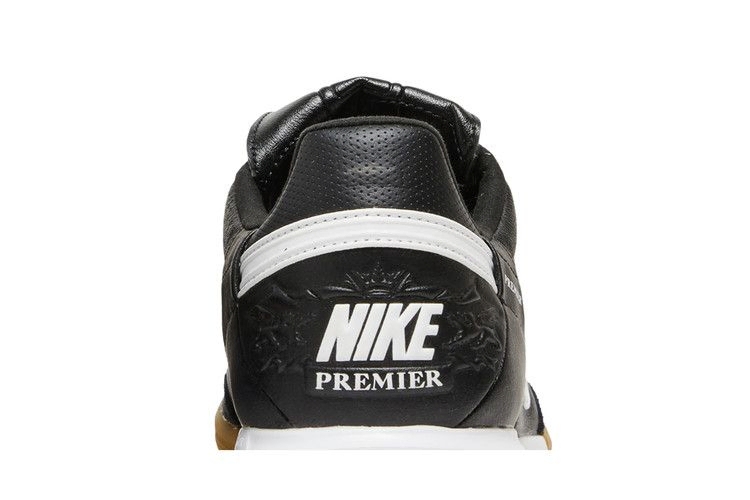 Кроссовки Nike Premier 3 IC 'Black Gum'