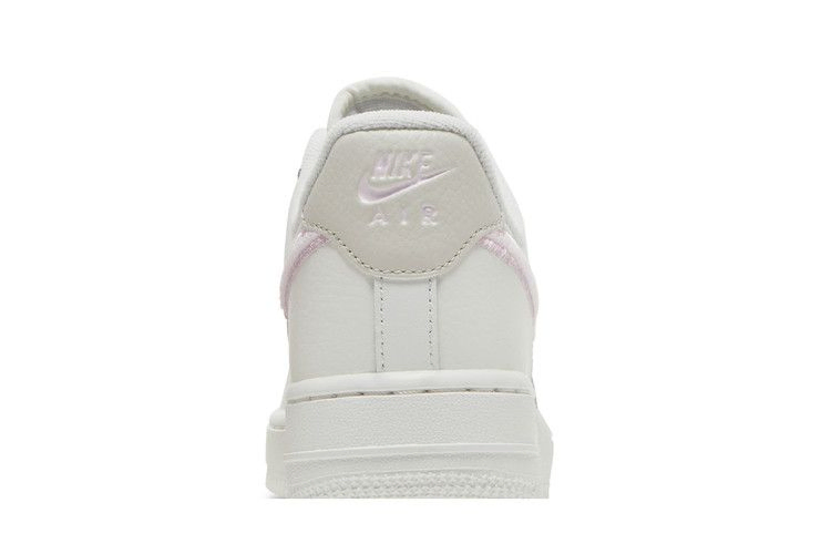 wmns-air-force-1-07-chenille-swoosh-dq0826-100_06