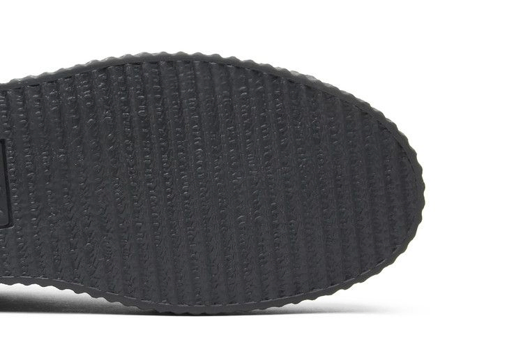 rihanna-x-mns-velvet-creeper-glacier-gray-364639-03_04