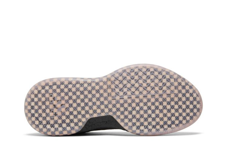 marquee-boost-low-black-pink-ee6858_03