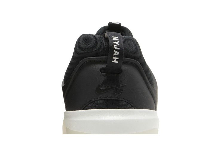 Кроссовки Nike Zoom Nyjah 3 SB 'Black White'