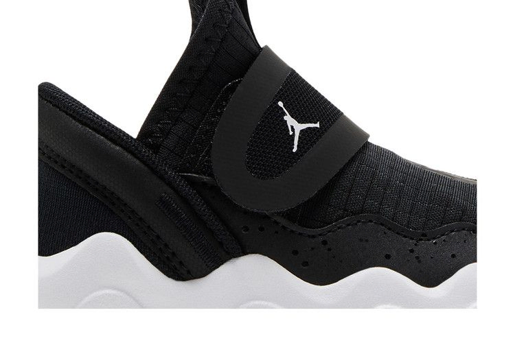 Кроссовки Air Jordan 23/7 TD 'Black White'