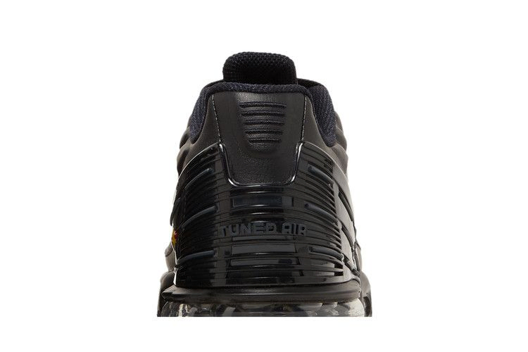 Кроссовки Nike Air Max Plus 3 Leather 'Triple Black'