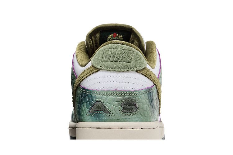 alexis-sablone-x-dunk-low-sb-hj3386-300_06