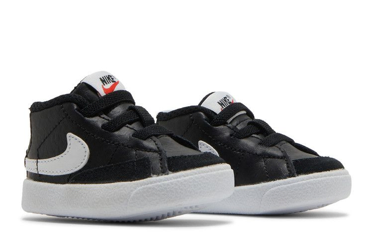 blazer-mid-cb-black-white-da5536-002_07