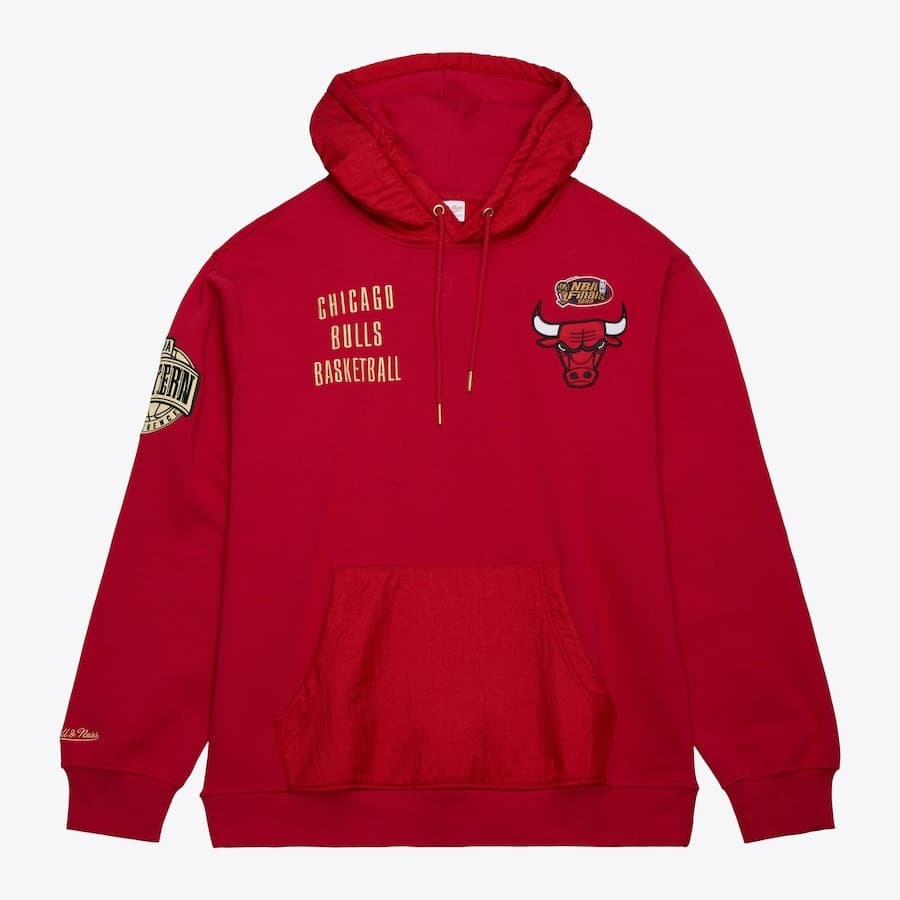 Худи Mitchell & Ness Scarlet Chicago Bulls Team OG 2.0 Vintage Logo Fleece Pullover Hoodie