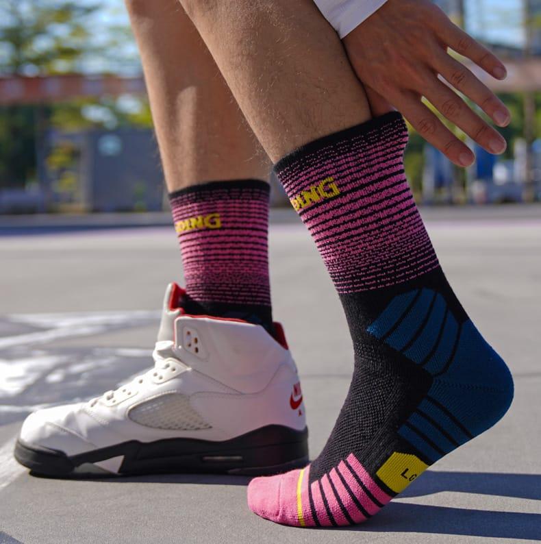 Ehot-Spalding-Gradient-Black-Crew-Socks