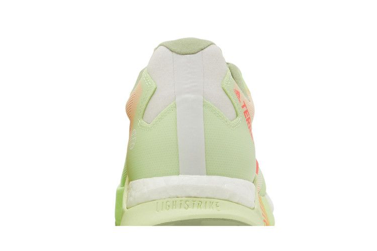 Кроссовки Adidas Terrex Agravic Ultra Trail 'Almost Lime Turbo'
