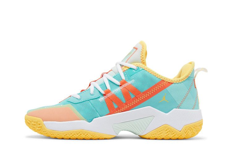 jordan-one-take-2-tropical-twist-turf-orange-cw2457-300_02