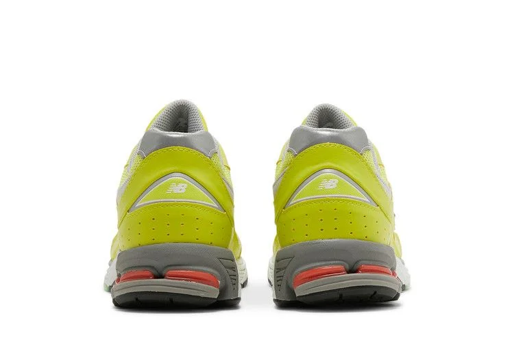 Кроссовки New Balance 2002R 'Sulpher Yellow'