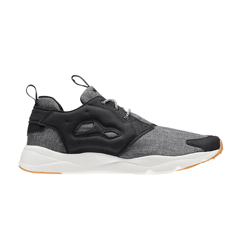 Krossovki-Reebok-Furylite-Refine-Black-Chalk-Gum