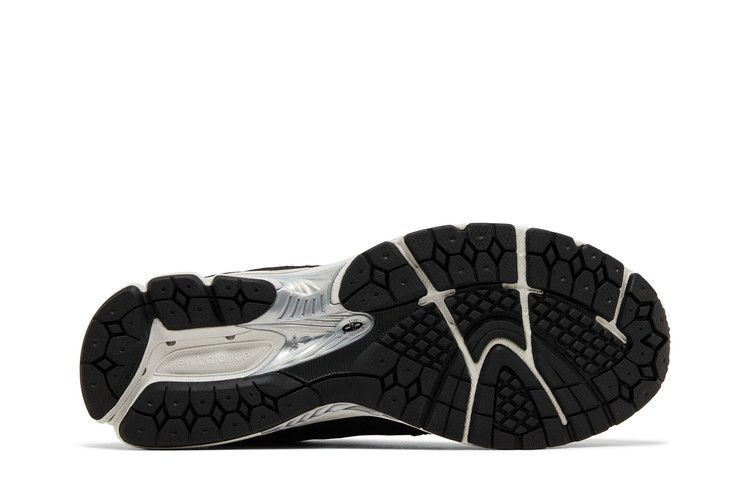 Кроссовки New Balance 1906R 'Black White'