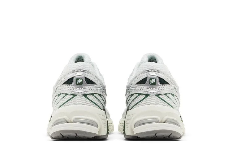 Кроссовки New Balance 860v2 'Northern Lights Pack - Mallard Green'