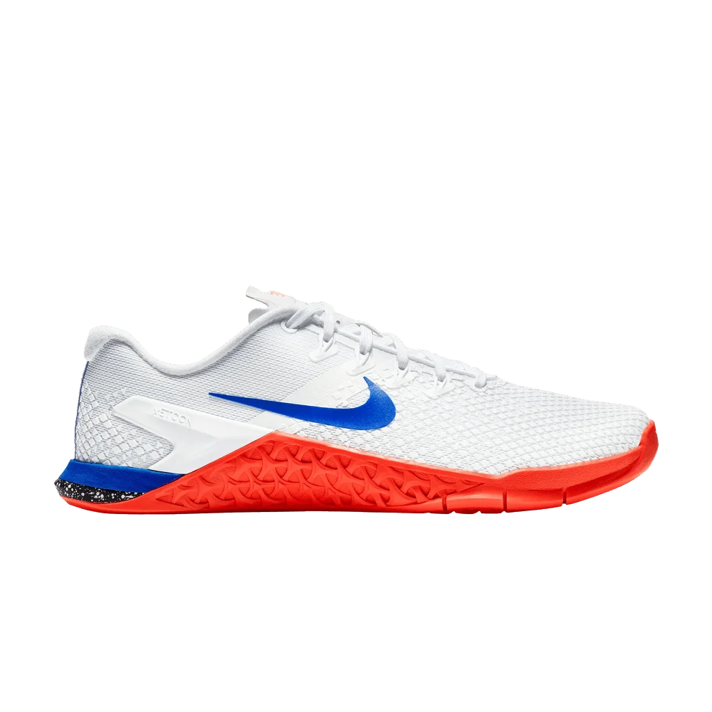 Krossovki-Nike-Wmns-Metcon-4-XD-White-Blue-Crimson