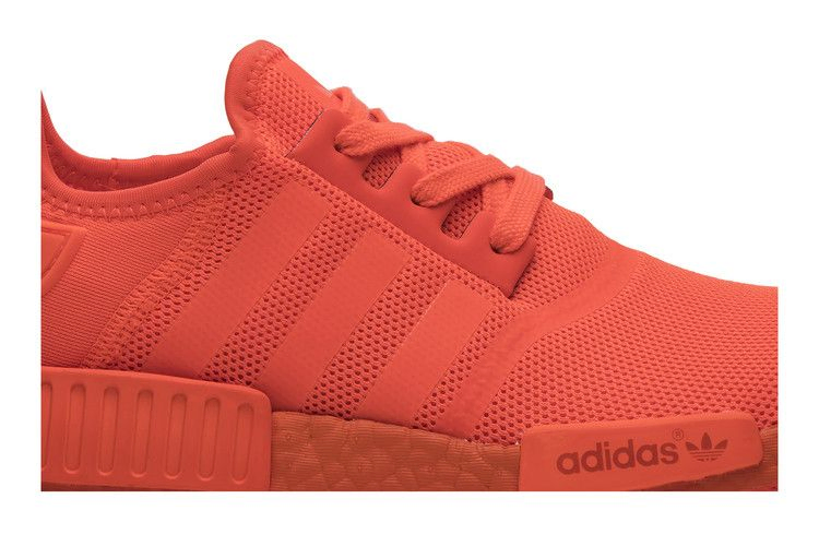 Кроссовки Adidas NMD_R1 'Solar Red'