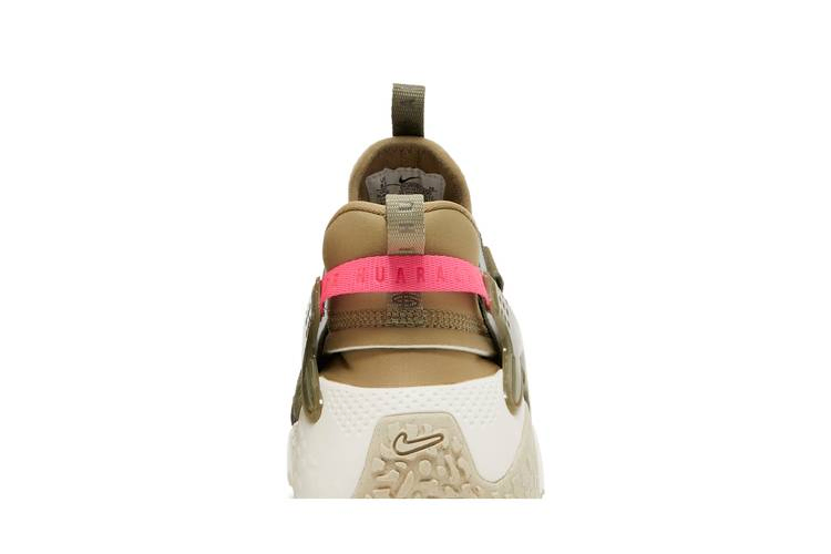 wmns-air-huarache-craft-medium-olive-dq8031-200_06