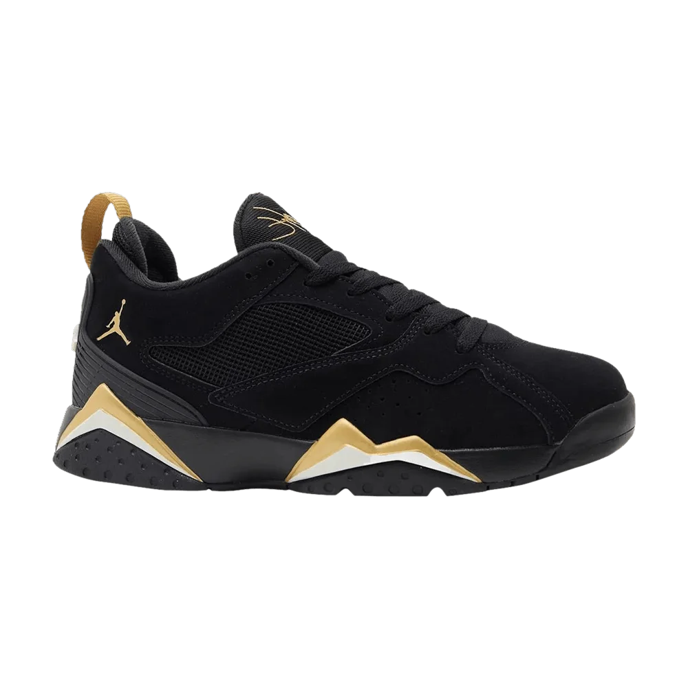 Krossovki-Air-Jordan-MVP-92-Golden-Moments