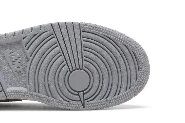 Кроссовки Air Jordan 1 Low GS 'Vintage Grey'