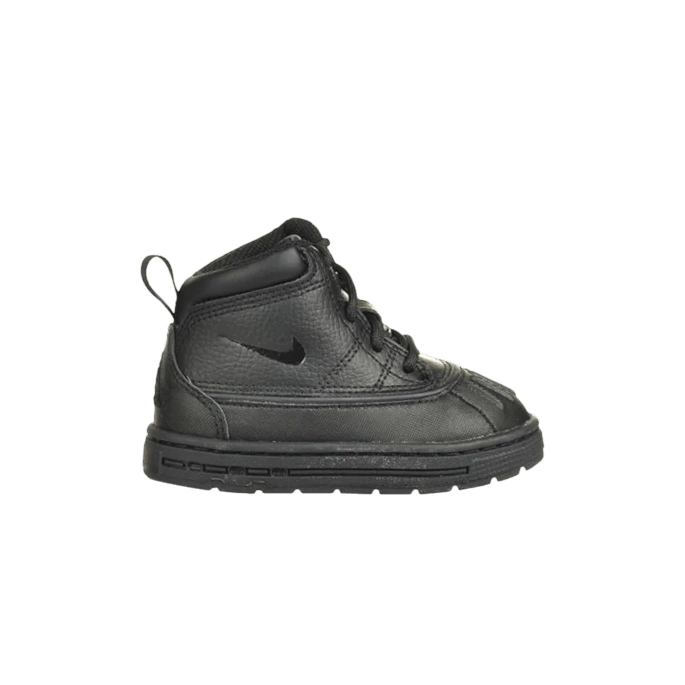 Krossovki-Nike-Woodside-TD-Triple-Black
