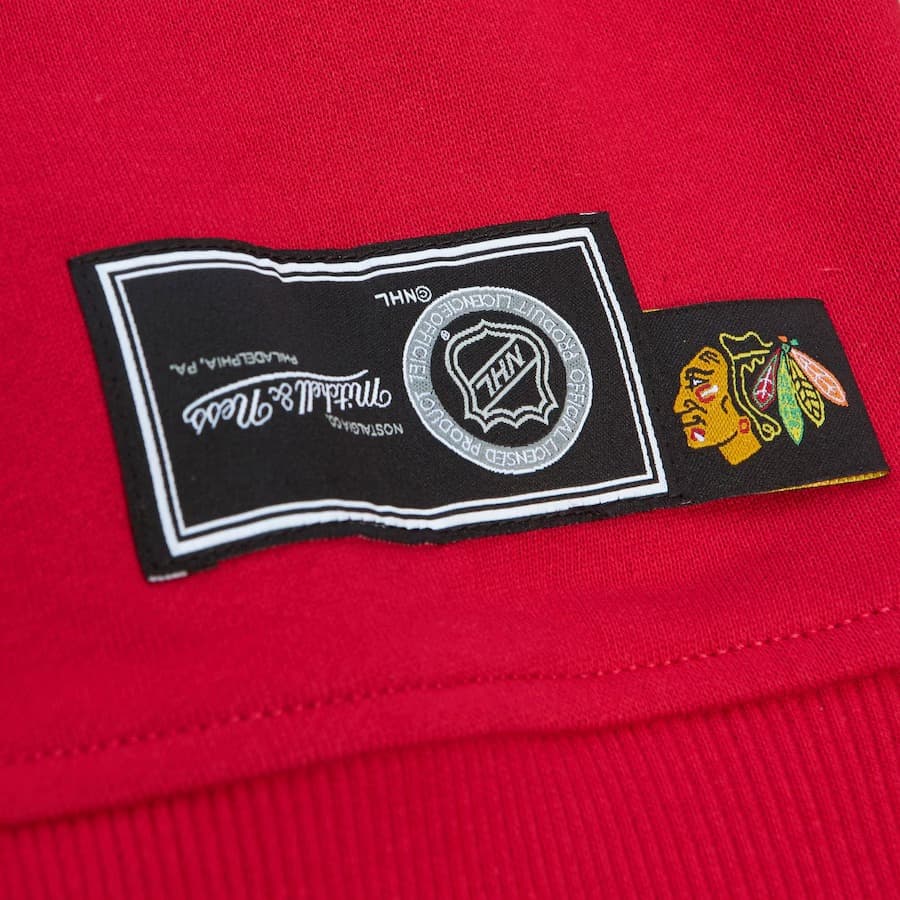 Худи Mitchell & Ness Women's Red Chicago Blackhawks Big Face 7.0 Pullover Sweatshirt