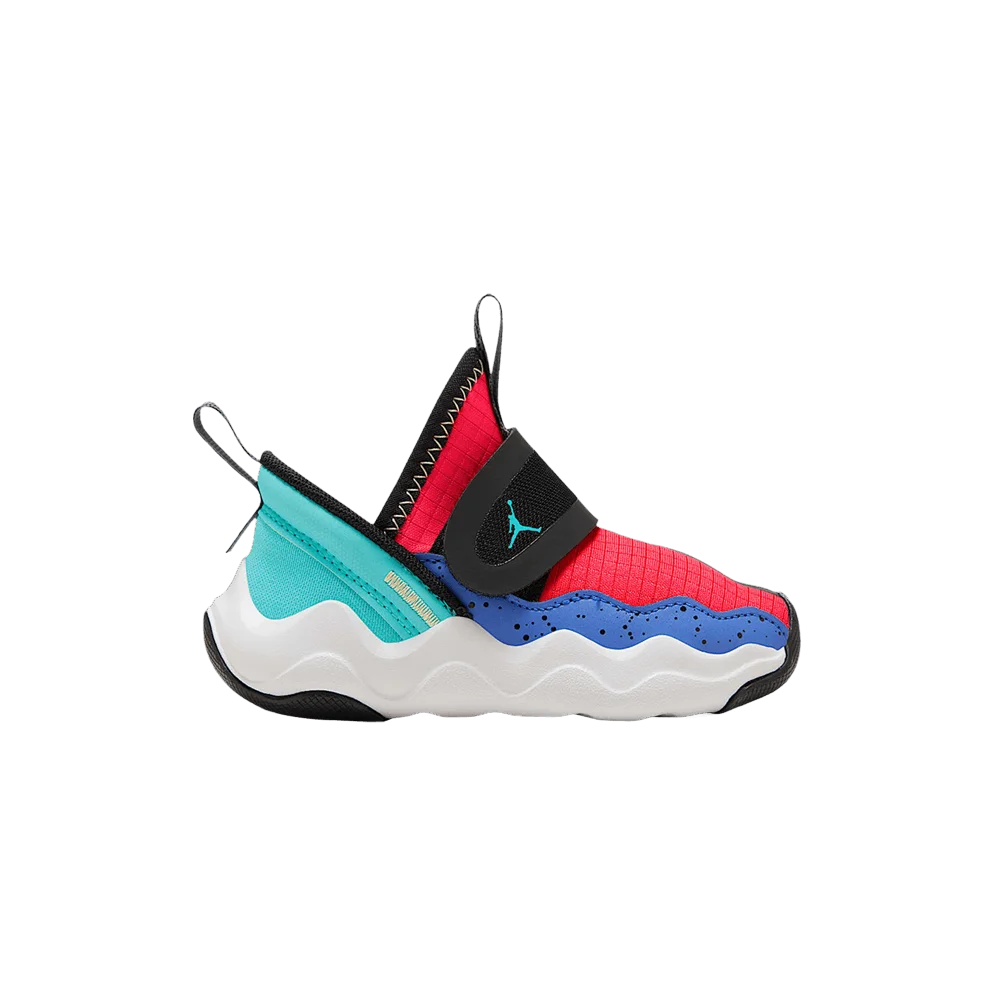 Krossovki-Air-Jordan-237-TD-Black-Siren-Red
