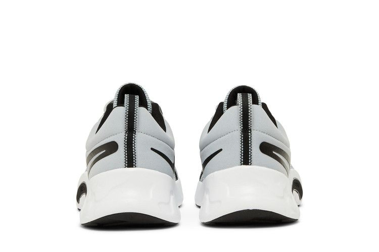 Кроссовки Nike Renew Retaliation TR 3 'Wolf Grey'