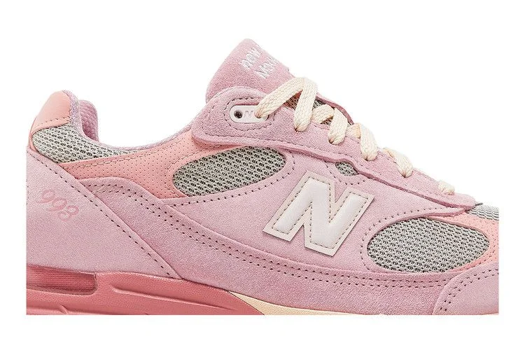 Krossovki-Joe-Freshgoods-x-New-Balance-993-Made-in-USA-Performance-Art-Powder-Pink-1