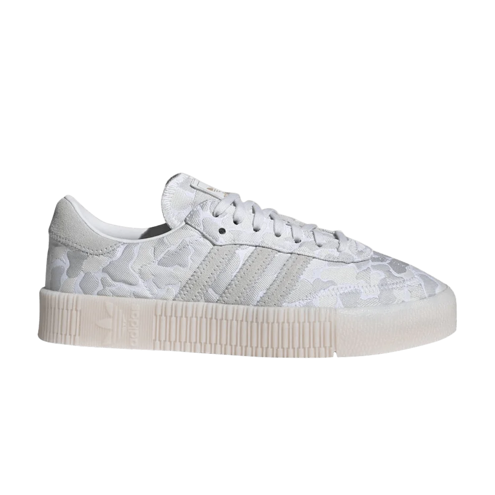 Krossovki-Adidas-Wmns-Sambarose-White-Camo