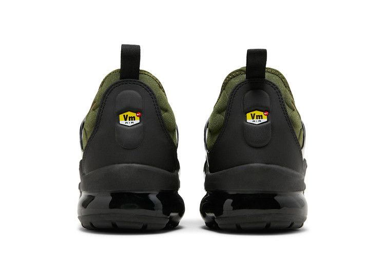 Кроссовки Nike Air VaporMax Plus 'Rough Green'