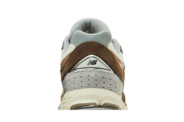 Кроссовки New Balance 2002R 'Emerging Brown Pack'