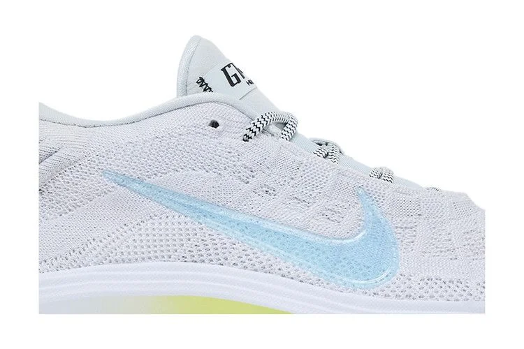 Кроссовки Nike Air Zoom GT Hustle 3 EP 'Pure Platinum Glacier Blue'