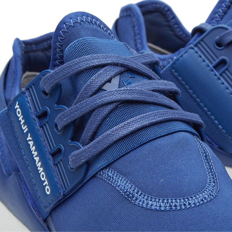 y-3-retro-boost-s83257_02